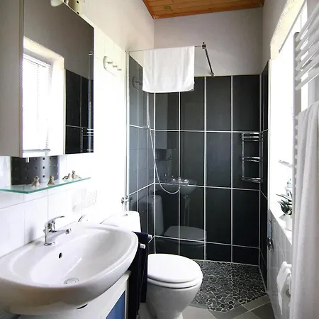 Ferienwohnung, Vogelsang-warsin, Cleaning Included Apartmán *